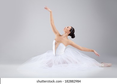 13,064 Ballerina sitting Images, Stock Photos & Vectors | Shutterstock