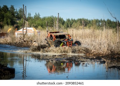 ATV And UTV Riding In Hard Track With Mud Splash. Amateur Competitions. 4x4.