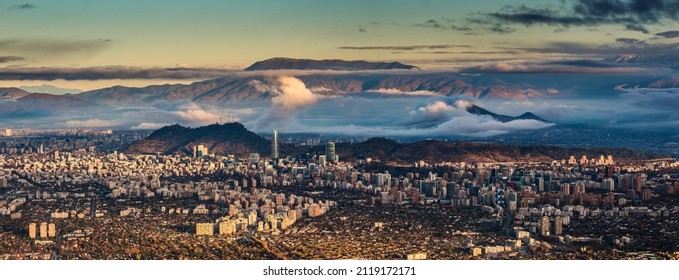 Atypical general view of Santiago de Chile and its mountains