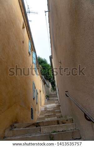 Similar – schmale Gasse führt zu einem Kirchengebäude