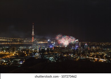 Auckland By Night