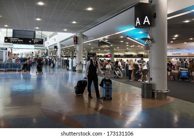 1,246 Auckland airport Images, Stock Photos & Vectors | Shutterstock