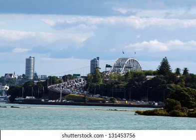 AUCKLAND - FEB 21:Havy Traffic Over Auckland Harbour Bridge On February 21 2013 In Auckland, New Zealand. It's The Second-longest Road Bridge In New Zealand, And The Longest In The North Island.