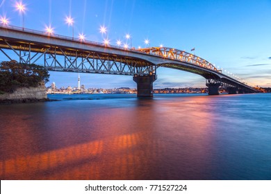 2,753 Auckland Harbour Bridge Images, Stock Photos & Vectors | Shutterstock