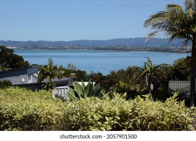 Auckland, New Zealand 10 15 2021 A Street View With A Scenic Outlook In Auckland, New Zealand