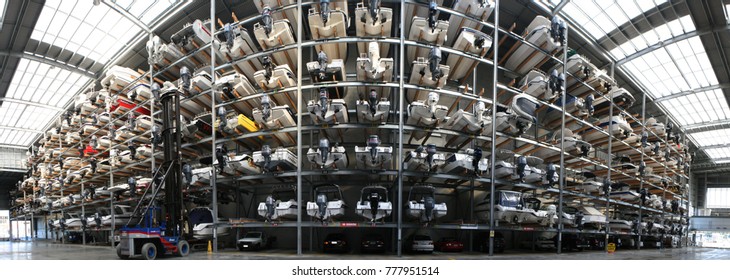 AUCKLAND, NEW ZEALAND - JUNE 14, 2012: Marine Boat Storage Facility In Port Of Auckland