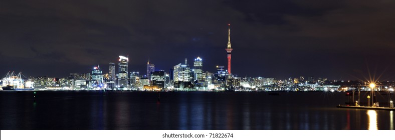 Auckland Night Time