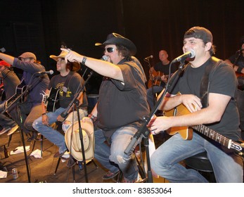 August 16, 2011 - Athens, GA - (l-r) James Otto, Jason Aldean, Colt Ford And Rhett Akins. At A Benefit For The Family Of Elmer 