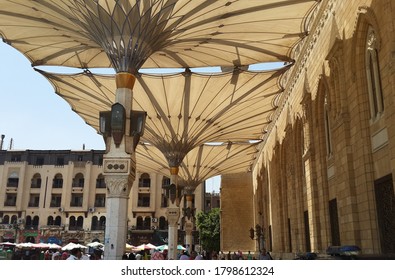 August 19, 2014 Cairo: Imam Hussein Mosque Area In Cairo, Egypt.