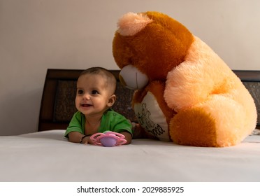 August 2021 Sirsa,india.
New Born Baby, New Born Photoshoot, Close Up Portrait Of Cute Indian Smiling Girl,toddler.selective Focus On Subject With Added Noise And Grains.