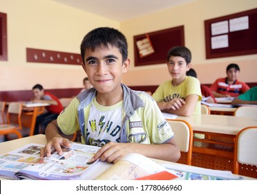  August,13, 2015. Syrian refugee children studying in the refugee camp. Gaziantep, Turkey