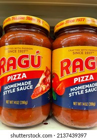 Augusta, Ga USA - 03 10 22: Pizza Sauce Kits On A Retail Store Shelf Ragu In A Jar