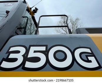 Augusta, Ga USA - 03 19 22: CAT Heavy Construction Machinery 350 G Sign