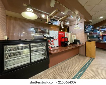 Augusta, Ga USA - 12 13 21: Childrens Hospital Of Georgia Interior Cafeteria Closed