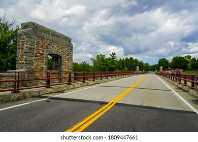 AUSABLE CHASM, NEW YORK - AUGUST 22, 2020: Bridge At Ausable Chasm In Upstate New York. The Gorge Is About Two Miles 3.2 Km Long And Is A Tourist Attraction In The Adirondacks Region Of Upstate NY