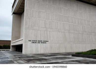 AUSTIN, TEXAS - 22 MAY 2017: Closeup Of The Lyndon Baines Johnson Library And Museum On The University Of Texas At Austin.