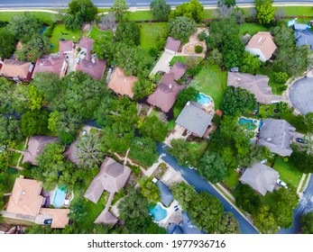 664 Texas hill country homes Images, Stock Photos & Vectors | Shutterstock