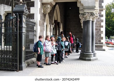 Australia - 14th November 2021: School Children Are Going In A Museum In Melbourne.