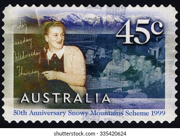 AUSTRALIA - CIRCA 1999: A Stamp Printed In The Australia Shows English Class For Migrant Workers At Cooma, 50th Anniversary Of The Snowy Mountains Scheme, Circa 1999