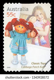 AUSTRALIA - CIRCA 2009: A Stamp Printed In Australia Dedicated To Classic Toys, Shows Cabbage Patch Kids, Circa 2009.