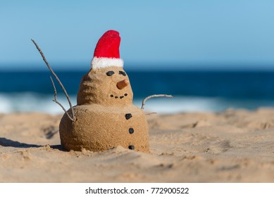 Australian Christmas Sandman On The Iconic Bondi Beach In Sydney