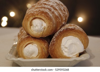 Austrian Schaumrollen - Puff pastry with filling