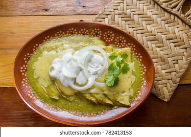 Enchiladas Imagenes Fotos De Stock Y Vectores Shutterstock