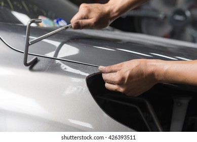 Auto body repair series : Fixing car body