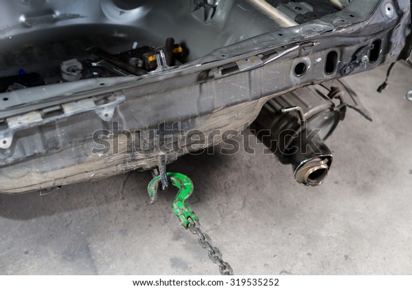 Auto body repair\
series : Pulling auto body