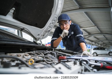 Auto Mechanic Service Concept Auto Mechanic Stock Photo 2180535509 ...