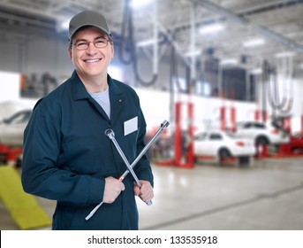 Auto Mechanic Wheel Wrench Workshop Stock Photo 133535918 | Shutterstock