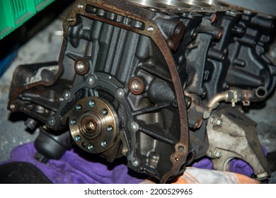 Auto Repair In Auto Repair Shop, Auto Parts For Repair, Used Auto Parts