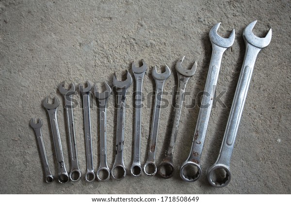 Auto repair tools\
Mechanic repairman