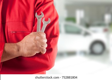 Auto Service  Workplace