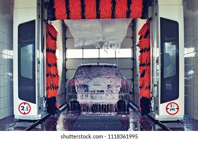 956 Washing car wasting water Images, Stock Photos & Vectors | Shutterstock