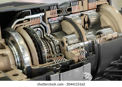 Automatic Double Clutch Transmission In Section