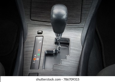 Automatic gearbox lever; Automatic transmission gearshift stick; Close-up view