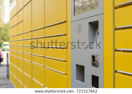 Automatic mailboxes of the German mail.