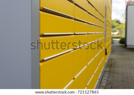 Automatic mailboxes of the German mail.