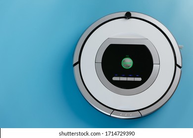 Automatic vacuum cleaner. Wireless Vacuum Cleaner. Smart cleaning technology isolated. Round. Top view.