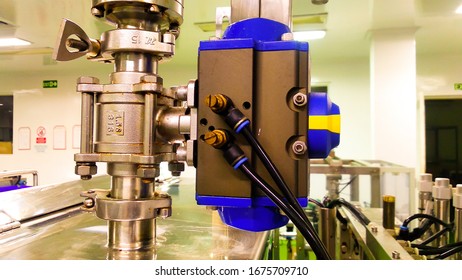 Automatic Valve With Actuator On Liquid Products