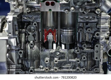 Automobile Cylinder Block Car Piston View Stock Photo 781200820 ...