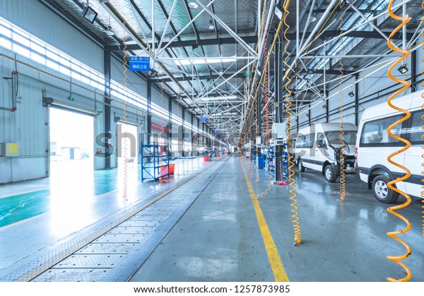 Automobile production\
line