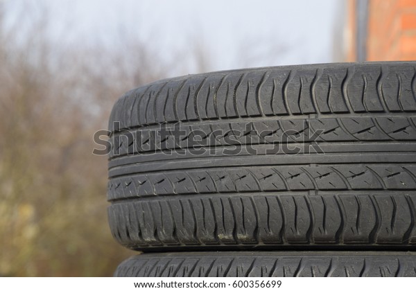Automobile wheel. Rubber tires. Summer rubber\
set for the car. Wheel tread\
pattern.