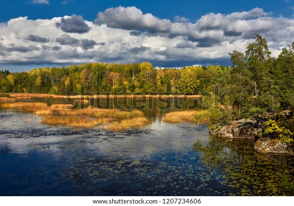Autumn Lake Stockholm Around Bagarmossen Now) 1207234606