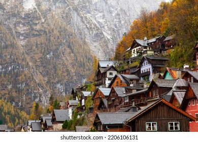  Autumn Season in the Hallstatt Lake, Hallstatt Salzburg, Austria  - Shutterstock ID 2206106131