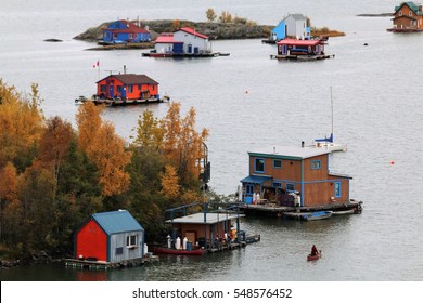 Autumn In Yellowknife, Northwest Territories Of Canada. View To The House Boats In The Yellowknife Bay Of The Great Slave Lake.