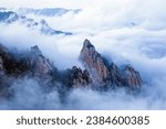 Autumnal and morning view of sea of clouds on Beombong Peak at Dinosaur Ridge of Seoraksan Mountain near Sokcho-si, South Korea
