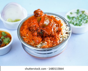 Avakaya Chicken Biryani With Pachadi 