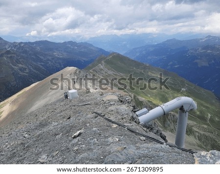 Avalanche prevention triggering device in Val de Moiry area (Valais)
